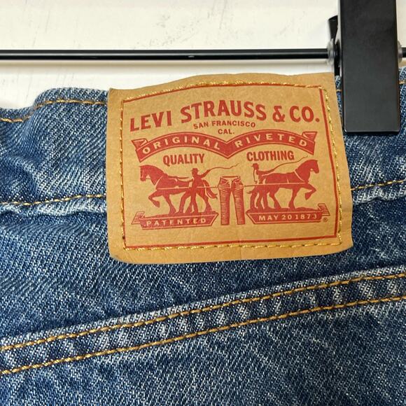 Levi’s High Rise Deconstructed Skirt Women's Size 27 Blue Denim Distressed - Picture 5 of 7